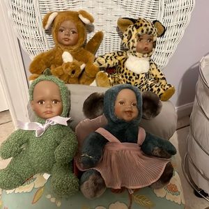 Show Stoppers Inc Babes in the Wild Porcelain face